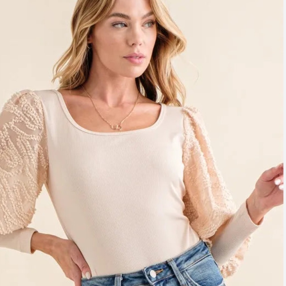 NWT And The Why Ribbed Bodysuit Sheer Puff Sleeve size Large
